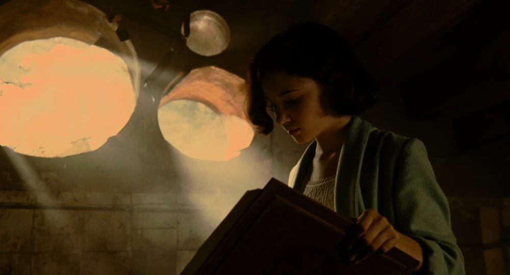 Still frame 46 from Pan's Labyrinth (2007) directed by Guillermo del Toro