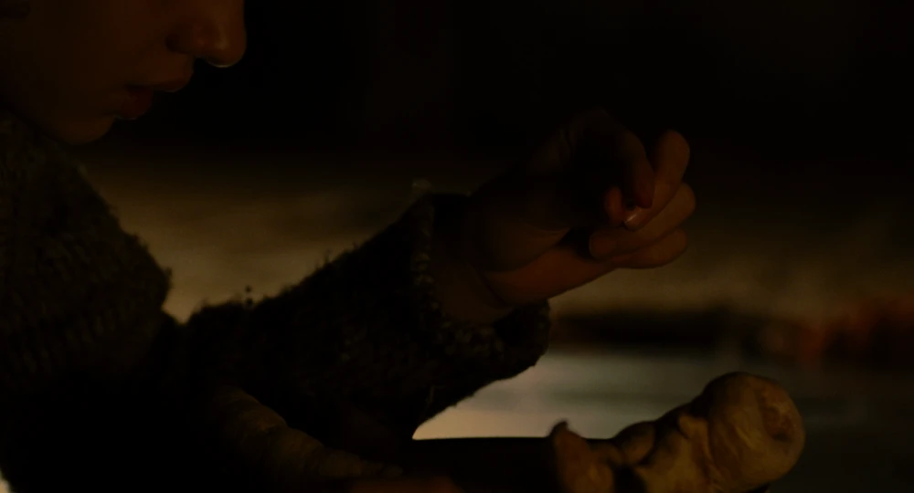 Still frame 117 from Pan's Labyrinth (2007) directed by Guillermo del Toro