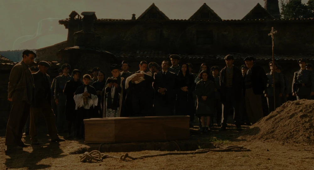 Still frame 152 from Pan's Labyrinth (2007) directed by Guillermo del Toro