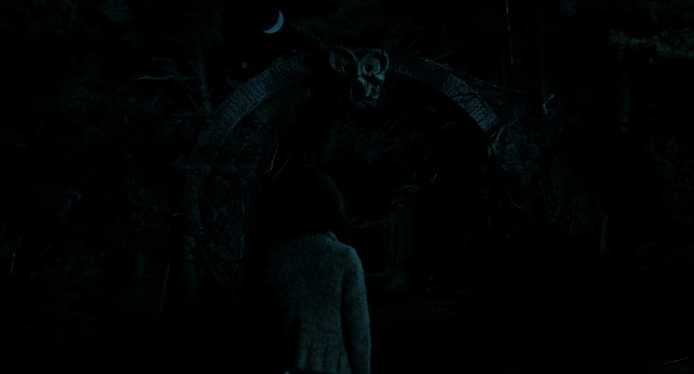 Still frame 33 from Pan's Labyrinth (2007) directed by Guillermo del Toro