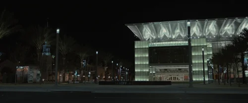 Still frame 25 from Paper Towns (2015) directed by Jake Schreier