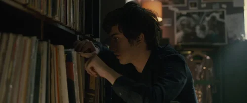 Still frame 38 from Paper Towns (2015) directed by Jake Schreier