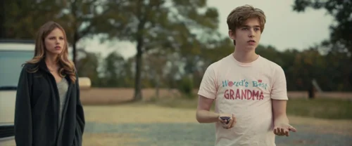 Still frame 90 from Paper Towns (2015) directed by Jake Schreier