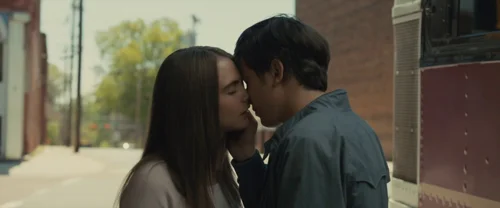 Still frame 102 from Paper Towns (2015) directed by Jake Schreier