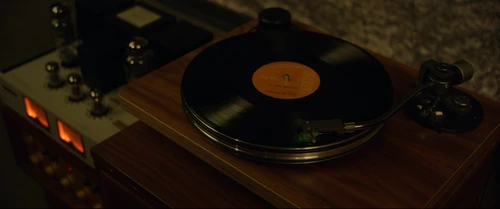 Still frame 160 from Parasite (2019) directed by Bong Joon Ho