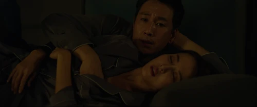 Still frame 189 from Parasite (2019) directed by Bong Joon Ho