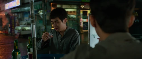 Still frame 16 from Parasite (2019) directed by Bong Joon Ho