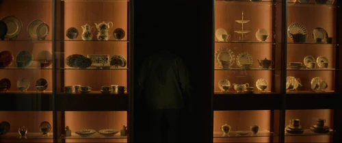 Still frame 277 from Parasite (2019) directed by Bong Joon Ho