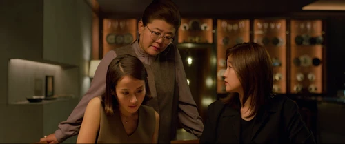 Still frame 54 from Parasite (2019) directed by Bong Joon Ho