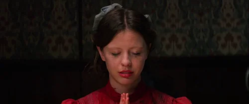 Still frame 92 from Pearl (2022) directed by Ti West