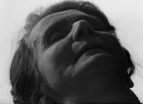 Still frame 4 from Persona (1966) directed by Ingmar Bergman