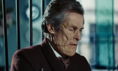 Still frame 31 from Poor Things (2023) directed by Yorgos Lanthimos