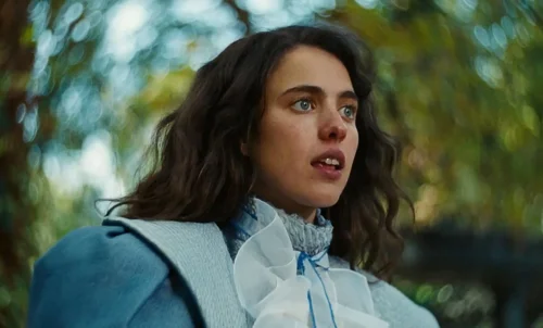 Still frame 42 from Poor Things (2023) directed by Yorgos Lanthimos