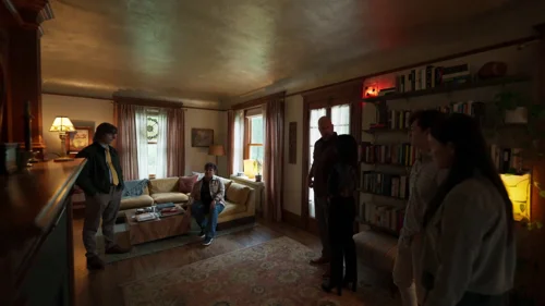 Still frame 31 from Presence (2024) directed by Steven Soderbergh