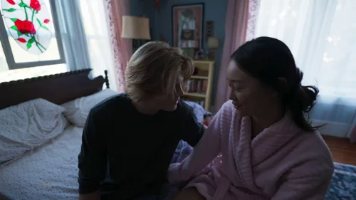 Still frame 35 from Presence (2024) directed by Steven Soderbergh