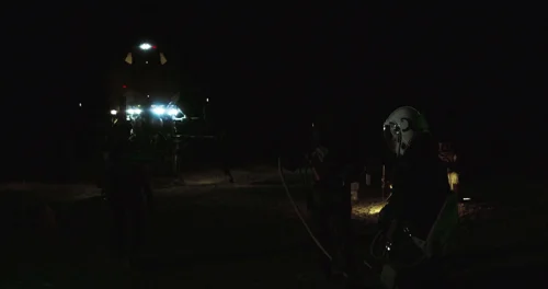 Still frame 76 from Prospect (2018) directed by Christopher Caldwell, Zeek Earl