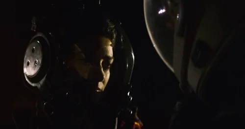 Still frame 81 from Prospect (2018) directed by Christopher Caldwell, Zeek Earl
