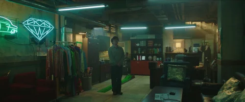Still frame 24 from Psychokinesis (2018) directed by Yeon Sang-ho