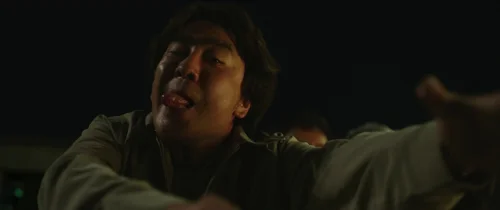 Still frame 32 from Psychokinesis (2018) directed by Yeon Sang-ho
