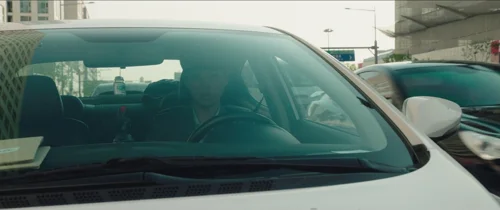 Still frame 40 from Psychokinesis (2018) directed by Yeon Sang-ho