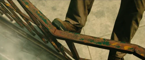 Still frame 53 from Psychokinesis (2018) directed by Yeon Sang-ho