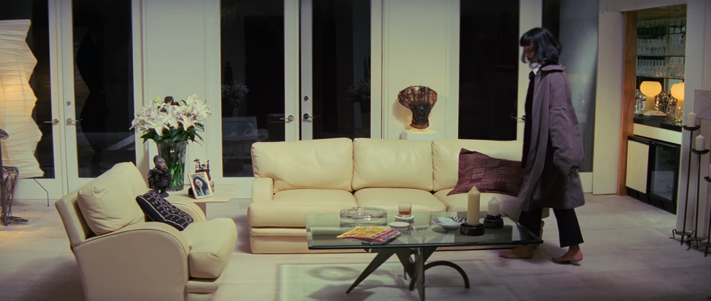 Still frame 72 from Pulp Fiction (1994) directed by Quentin Tarantino