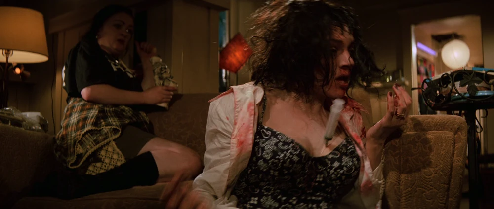 Still frame 87 from Pulp Fiction (1994) directed by Quentin Tarantino