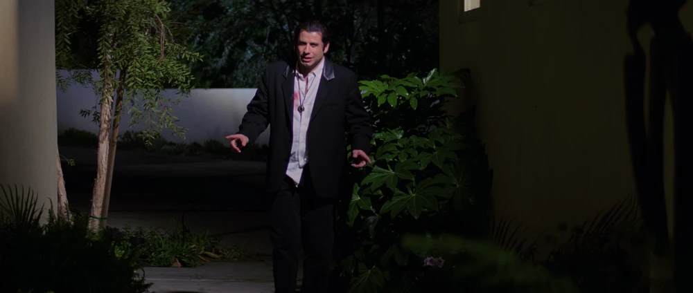 Still frame 90 from Pulp Fiction (1994) directed by Quentin Tarantino