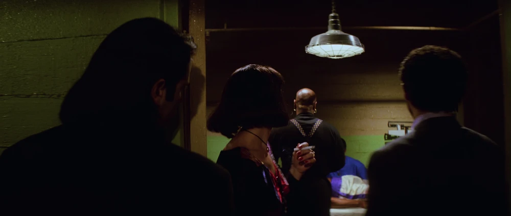 Still frame 106 from Pulp Fiction (1994) directed by Quentin Tarantino