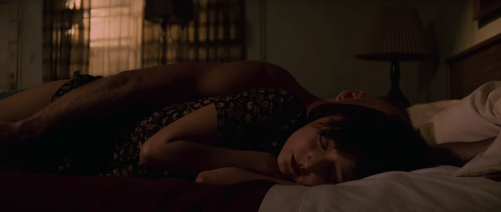 Still frame 121 from Pulp Fiction (1994) directed by Quentin Tarantino