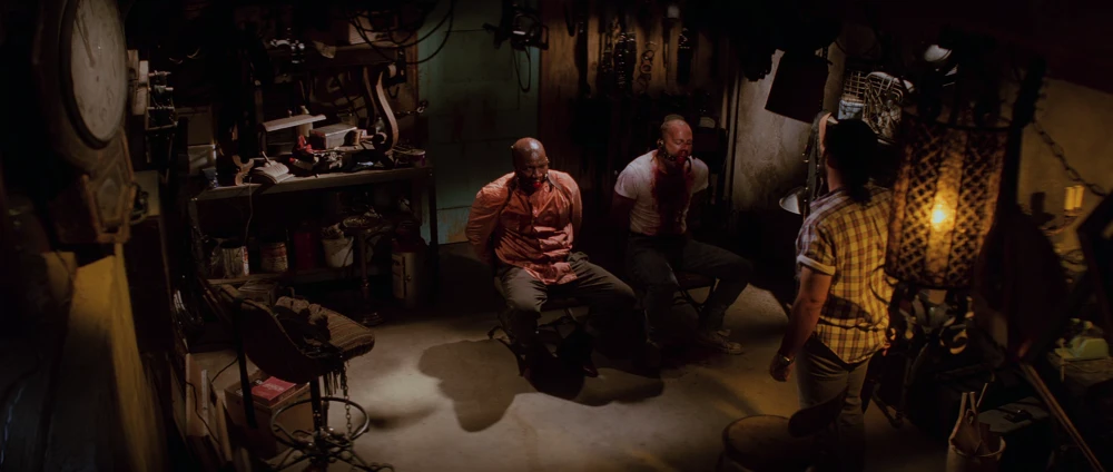 Still frame 152 from Pulp Fiction (1994) directed by Quentin Tarantino