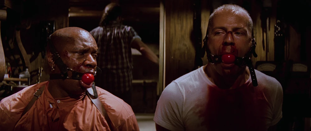 Still frame 154 from Pulp Fiction (1994) directed by Quentin Tarantino