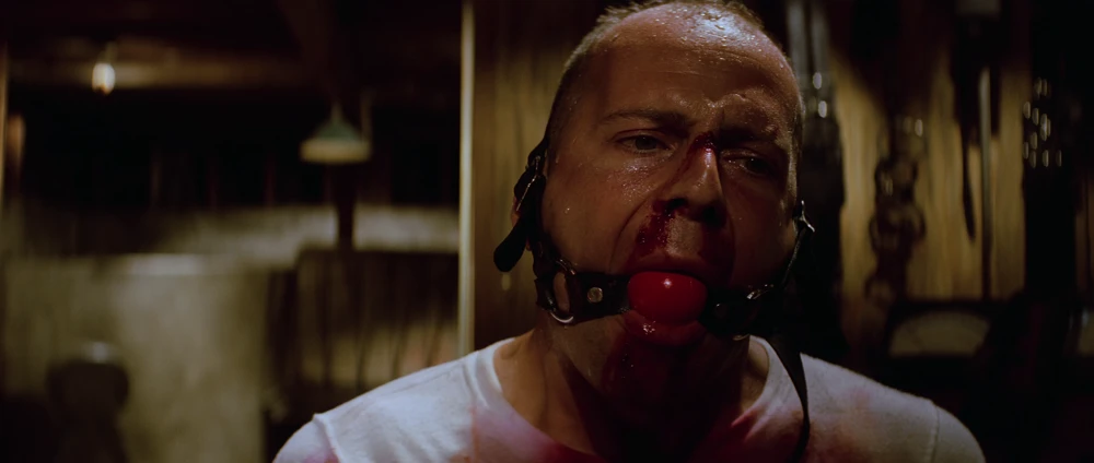 Still frame 157 from Pulp Fiction (1994) directed by Quentin Tarantino