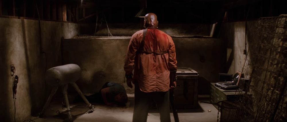 Still frame 166 from Pulp Fiction (1994) directed by Quentin Tarantino