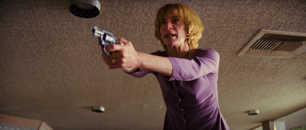 Still frame 218 from Pulp Fiction (1994) directed by Quentin Tarantino