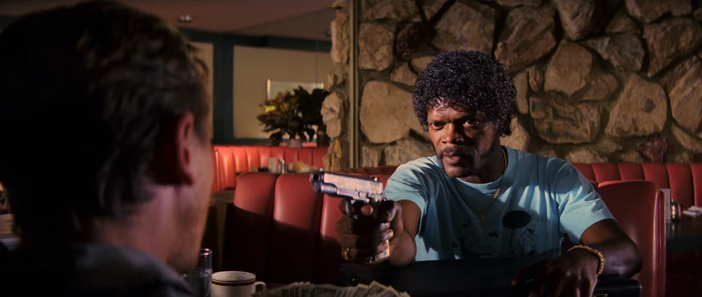 Still frame 223 from Pulp Fiction (1994) directed by Quentin Tarantino