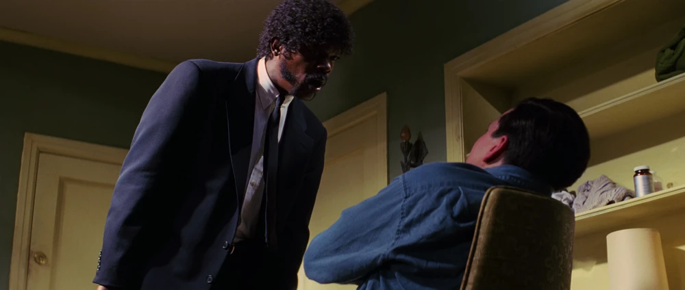 Still frame 23 from Pulp Fiction (1994) directed by Quentin Tarantino