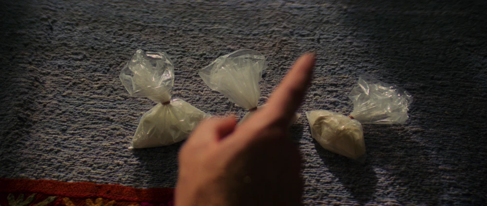 Still frame 33 from Pulp Fiction (1994) directed by Quentin Tarantino