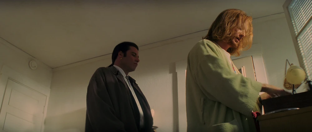 Still frame 35 from Pulp Fiction (1994) directed by Quentin Tarantino