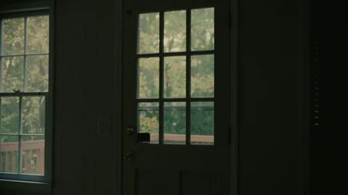 Still frame 97 from Reptile (2023) directed by Grant Singer