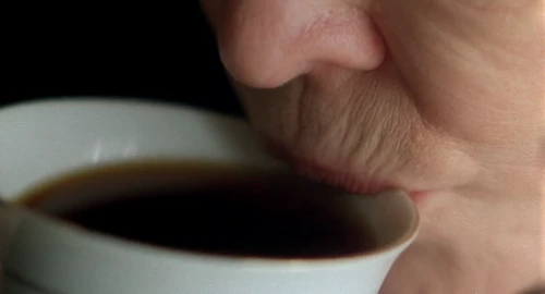 Still frame 78 from Requiem for a Dream (2000) directed by Darren Aronofsky