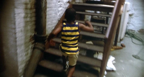 Still frame 80 from Requiem for a Dream (2000) directed by Darren Aronofsky