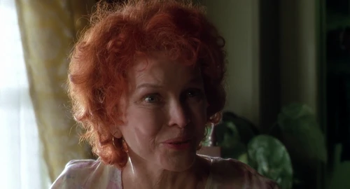 Still frame 97 from Requiem for a Dream (2000) directed by Darren Aronofsky