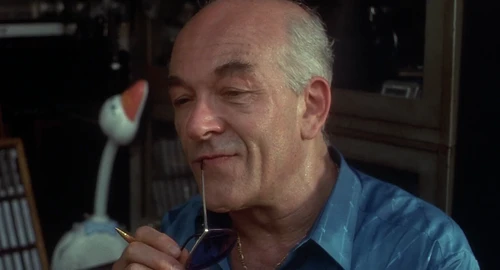 Still frame 14 from Requiem for a Dream (2000) directed by Darren Aronofsky