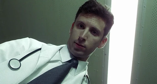 Still frame 195 from Requiem for a Dream (2000) directed by Darren Aronofsky