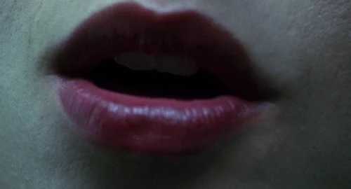 Still frame 196 from Requiem for a Dream (2000) directed by Darren Aronofsky