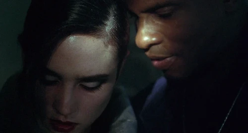 Still frame 204 from Requiem for a Dream (2000) directed by Darren Aronofsky