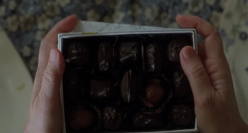 Still frame 16 from Requiem for a Dream (2000) directed by Darren Aronofsky