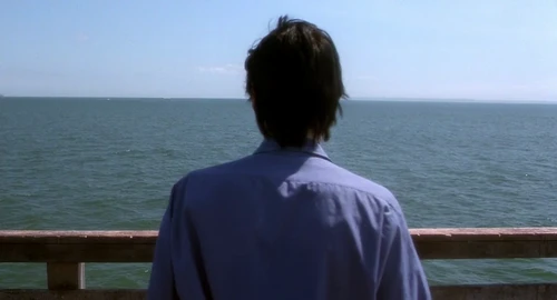 Still frame 210 from Requiem for a Dream (2000) directed by Darren Aronofsky