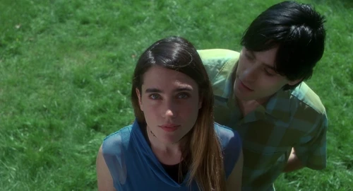 Still frame 18 from Requiem for a Dream (2000) directed by Darren Aronofsky